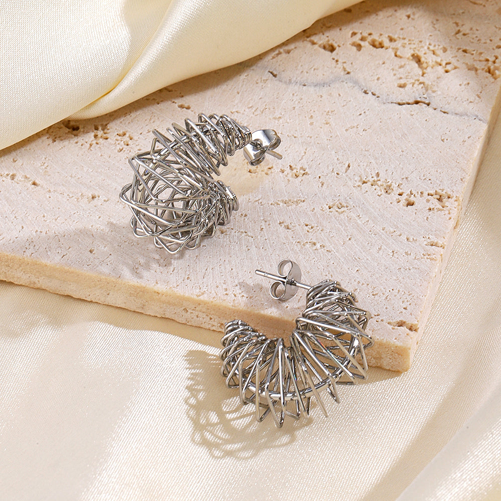 The Solara Sculpted Hoop